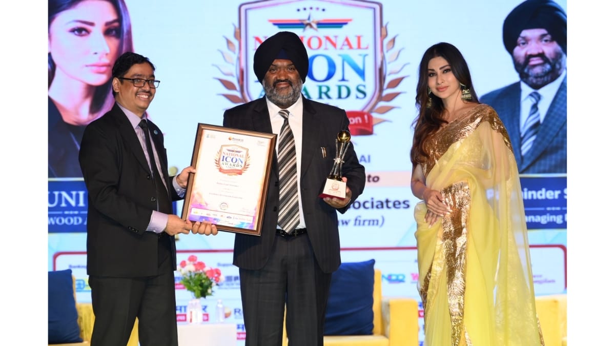 Steering-with-Vision-Leading-with-Integrity-Mr-Parminder-Singh-Ratan-National-Icon-Award-Winner-2025